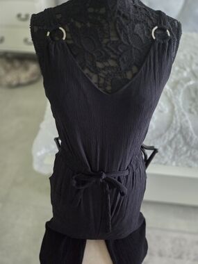 Derek Heart Black Textured Sleeveless Jumpsuit with Tie Waist